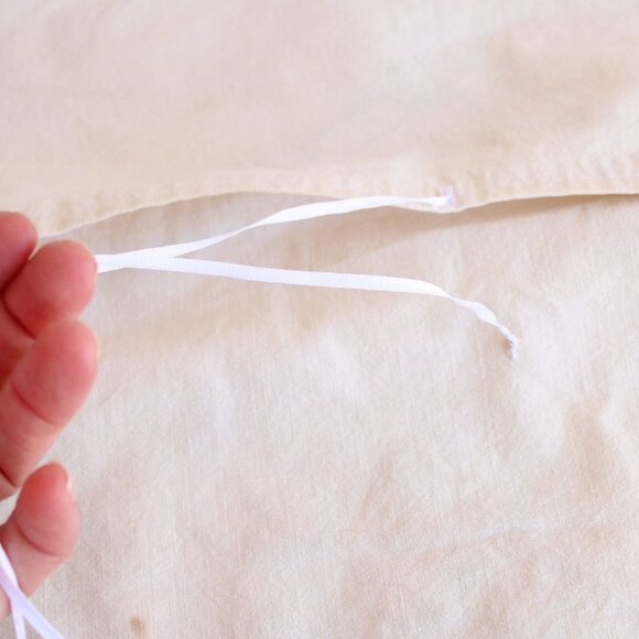 Vintage 1940s Throw Pillow Cover, Embroidered Lady And Flowers Pillowcase - Picture 5 of 10